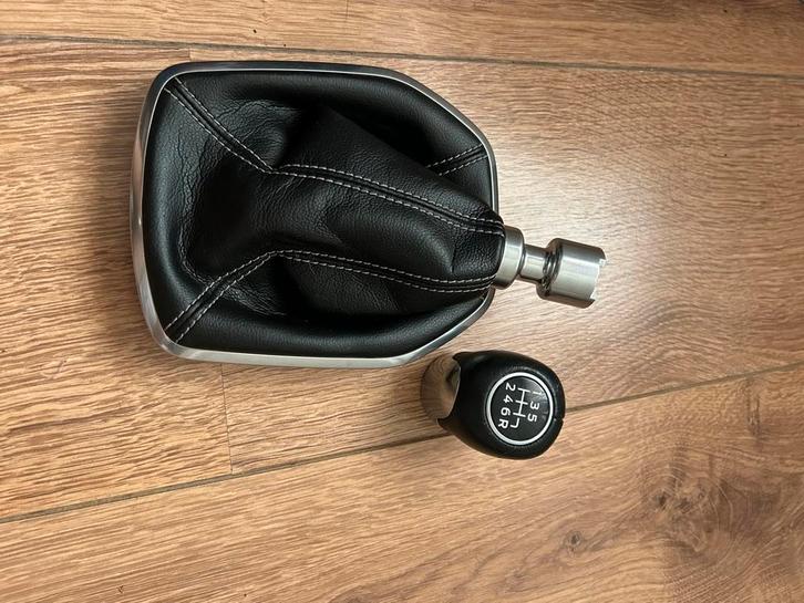 Fiesta mk8 armsteun pokehoes handrem sportpedalen deurmodule, Auto-onderdelen, Interieur en Bekleding, Ford, Ophalen of Verzenden
