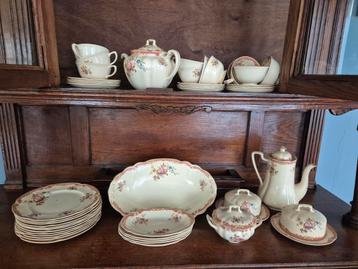Vintage Johnson Bros Servies beschikbaar voor biedingen