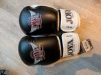 Nieuwe Joya kickboks handschoenen, Ophalen of Verzenden, Nieuw, Bokshandschoenen