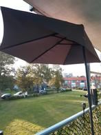 Mooie parasol handig voor op het balkon, Tuin en Terras, Zo goed als nieuw, Ophalen