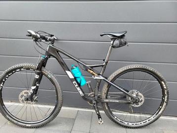 Cube Carbon full suspension  beschikbaar voor biedingen