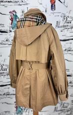 Burberry meisjes trenchcoat jas maat 8, Kinderen en Baby's, Burberry, Customercare@burberry.com, Burberry EU, Zo goed als nieuw