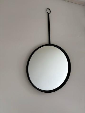 2 Ronde Zwarte Spiegels - 40cm beschikbaar voor biedingen