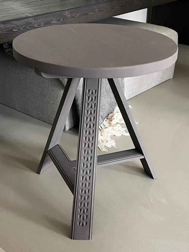 Bijzettafel 3 Poot, Huis en Inrichting, Tafels | Bijzettafels, Zo goed als nieuw, Rond, 45 tot 60 cm, Minder dan 55 cm, Hout, Ophalen of Verzenden