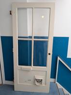 Houten deur met glas in kruisverdeling en kattenluik, Doe-het-zelf en Verbouw, Gebruikt, 80 tot 100 cm, Binnendeur, Ophalen of Verzenden
