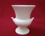 Wedgwood EDME  Puntgaaf lepelvaasje of voor een boeketje, Ophalen of Verzenden, Zo goed als nieuw, Aardewerk, Wedgwood