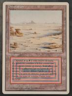 1994 Magic The Gathering Badlands French Unlimited Dual Land, Ophalen of Verzenden, Gebruikt, Losse kaart