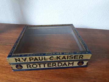 Antiek Biscuitvenster Paul C. Kaiser. Zeer mooie staat! beschikbaar voor biedingen