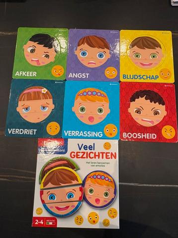 Puzzel veel gezichten, emoties leren kennen beschikbaar voor biedingen