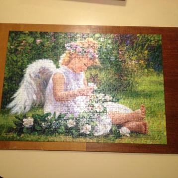 Als nieuw deze puzzel Castorland engel tuin gras bloemen beschikbaar voor biedingen