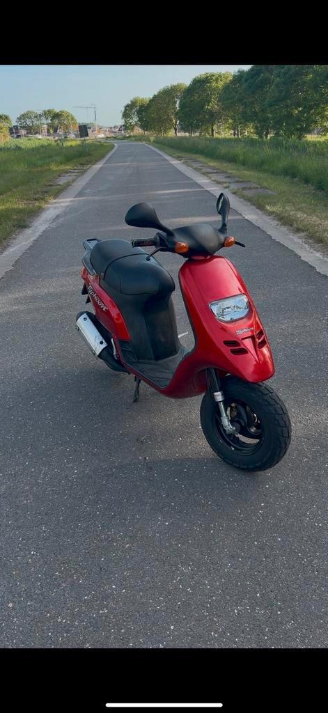 Typhoon 172cc A1‼️, Fietsen en Brommers, Scooters | Piaggio, Zo goed als nieuw, Overige modellen, Tweetakt, Ophalen