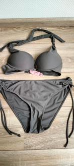 Hunkemöller padded groene halterbikini 80b en broekje L, Ophalen of Verzenden, Zo goed als nieuw, Bikini, Hunkemöller