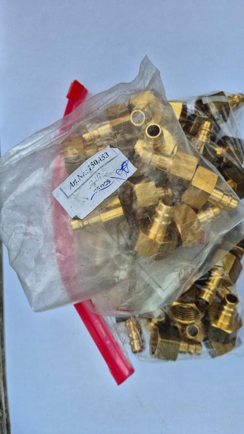 Snelkoppelingen + Insteeknippels messing - Partij, Zakelijke goederen, Machines en Bouw | Overig, Ophalen of Verzenden