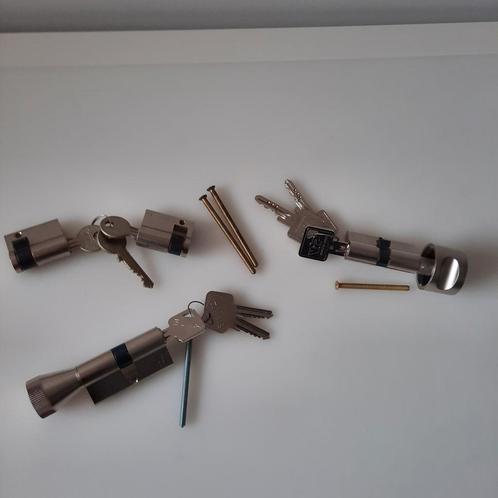 Enkele/halve cilinders gelijksluitend en knopcilinders, Doe-het-zelf en Verbouw, Hang- en Sluitwerk, Nieuw, Slot, Koper of Messing