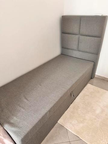 Boxspring 1-persoons 90x200 Grote Opberg Ikea beschikbaar voor biedingen