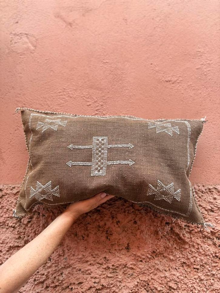 Kussenhoes bruin Marokko, Huis en Inrichting, Woonaccessoires | Kussens, Nieuw, Bruin, Rechthoekig, Ophalen of Verzenden