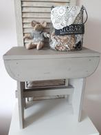 Brocant grijs houten bankje krukje, Antiek en Kunst, Curiosa en Brocante, Ophalen