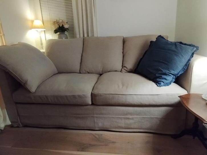 IKEA 2.5 zits bank, tevens 2 persoons slaapbank, 3 jaar oud., Huis en Inrichting, Banken | Bankstellen, Zo goed als nieuw, Rechte bank