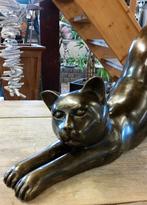 GROTE STREKKENDE POES / KAT  / BRONZEN TUINBEELD, Tuin en Terras, Tuinbeelden, Nieuw, Info@huisentuindecoratiemarie.nl, Huis en tuin decoratie marie
