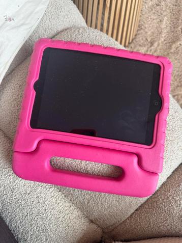 iPad Mini 2 16GB + Hoesje beschikbaar voor biedingen