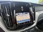 Volvo XC60 2.0 T6 Plug-in hybrid AWD Plus Black Edition trek, Auto's, Volvo, Automaat, Stof, Gebruikt, 4 cilinders
