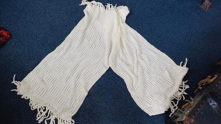 Stola van Poirier,  ivory, Kleding | Dames, Trouwkleding en Trouwaccessoires, Nieuw, Accessoires, Ophalen of Verzenden
