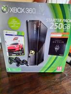 Zeer mooie Xbox. Compleet 2 consoles en kinect, Ophalen, Met 2 controllers, Zo goed als nieuw, 500 GB