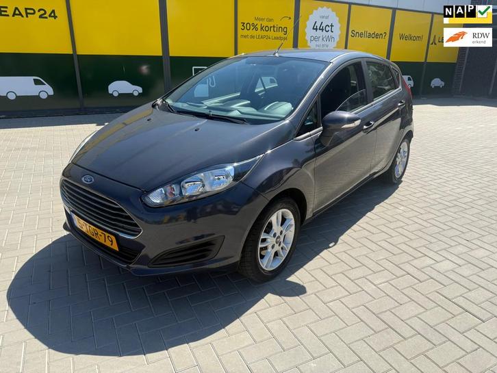 Ford Fiesta 1.0 Style *GEREVISEERDE MOTOR!*, Auto's, Ford, Bedrijf, Te koop, Fiësta, ABS, Airbags, Airconditioning, Centrale vergrendeling