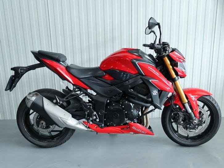 Suzuki GSX-S750 (bj 2018) 18400 km, Motoren, Motoren | Suzuki, Bedrijf, Naked bike, meer dan 35 kW, 4 cilinders, Motorrijbewijs A