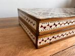 Handgemaakte backgammon/schaak doos ingelegd parelmoer, Hobby en Vrije tijd, Gezelschapsspellen | Bordspellen, Een of twee spelers