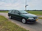 Unieke youngtimer! Volvo V40 1.9 T4, Auto's, Voorwielaandrijving, Stoelverwarming, 4 cilinders, Leder en Stof