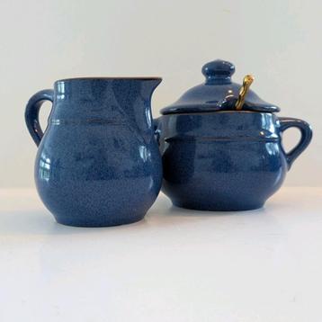 Melkkan en suikerpot
- Friesland Germany, Ceracron beschikbaar voor biedingen