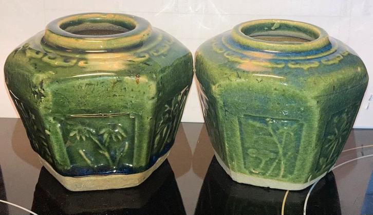 2x Celadon Oude Gemberpot hoog 9 cm. Prijs is per stuk!!, Antiek en Kunst, Curiosa en Brocante, Verzenden