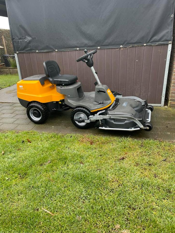 Stiga Park 300 Zitmaaier - Zo Goed Als Nieuw, Tuin en Terras, Zitmaaiers, Zo goed als nieuw, 90 tot 120 cm, Elektrische starter