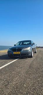BMW 5-Serie 2.2 I 520 AUT 2004 Grijs, Auto's, Achterwielaandrijving, 10 km/l, Particulier, 170 pk