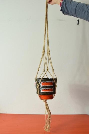 Retro vintage geknoopte jaren 70 plantenhanger(s) van touw beschikbaar voor biedingen
