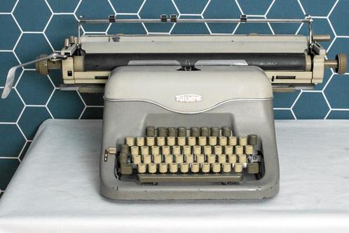 Vintage retro industriële Triumph typemachine schrijfmachine, Diversen, Typemachines, Gebruikt, Ophalen