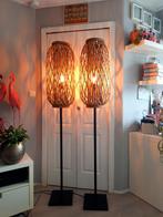 2 bamboe vloerlampen, Huis en Inrichting, Lampen | Vloerlampen, 150 tot 200 cm, Gebruikt, Hout, Ophalen