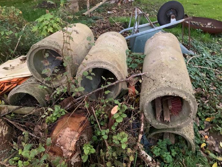 7 Rioolbuizen / Duikers - 300mm rond, 1 meter lang, Doe-het-zelf en Verbouw, Buizen en Afvoer, Gebruikt, Rechte buis, Overige materialen