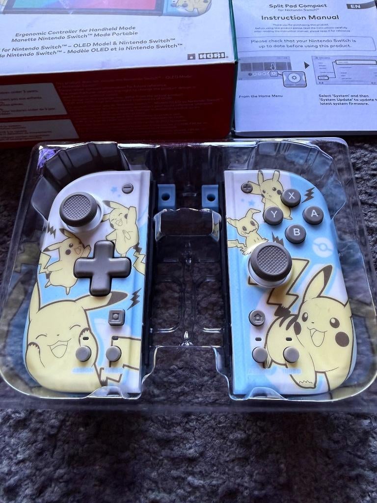 Switch Hori Split Pad Pro Compact Pikachu & Mimikyu, Ophalen, Zo goed als nieuw, Switch, Overige controllers