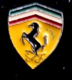 Ferrari pin- breed en gelakt, Verzamelen, Speldjes, Pins en Buttons, Transport, Speldje of Pin, Zo goed als nieuw, Verzenden