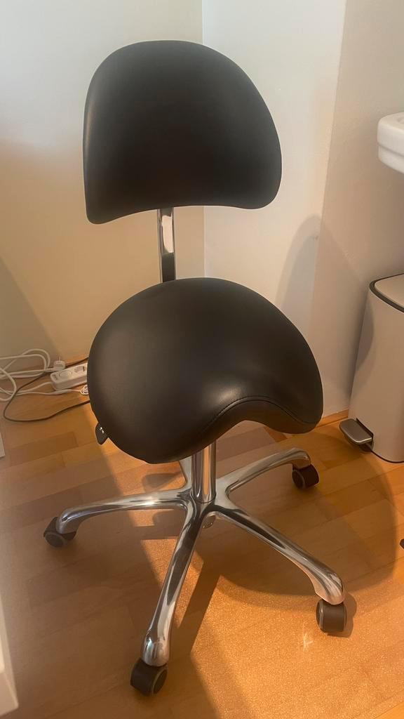 Pro-Line Pony Ergo met Kuiprug - standaard hoogte, Huis en Inrichting, Bureaustoelen, Nieuw, Zwart, Ergonomisch, Ophalen