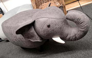 Olifant Stoel / Kruk - Leuk voor de Kinderkamer! beschikbaar voor biedingen