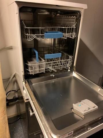 Bosch Afwasmachine - Werkt Goed! beschikbaar voor biedingen