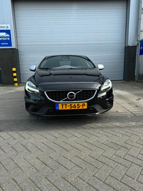 Volvo V40 1.5 T3 152PK Geartronic 2018 Zwart, Auto's, Volvo, Particulier, V40, ABS, Achteruitrijcamera, Airbags, Airconditioning