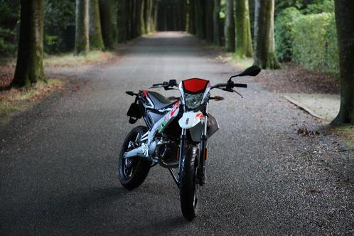 Aprilia sx 50, Fietsen en Brommers, Brommers | Derbi, Gebruikt, Ophalen