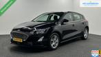 Ford Focus 1.0 EcoBoost Hybrid Trend Edition Business CAMERA, Auto's, Stof, Gebruikt, Met garantie (alle), Zwart