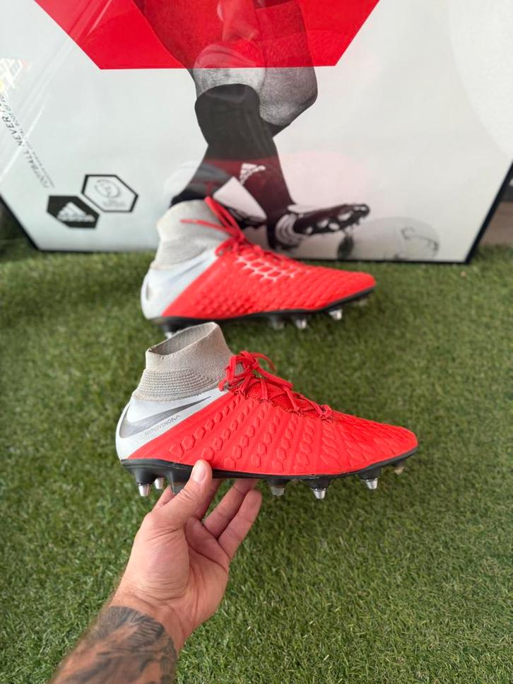 Nike Hypervenom voetbalschoenen, Sport en Fitness, Voetbal, Zo goed als nieuw, Schoenen, Maat XS of kleiner, Ophalen of Verzenden