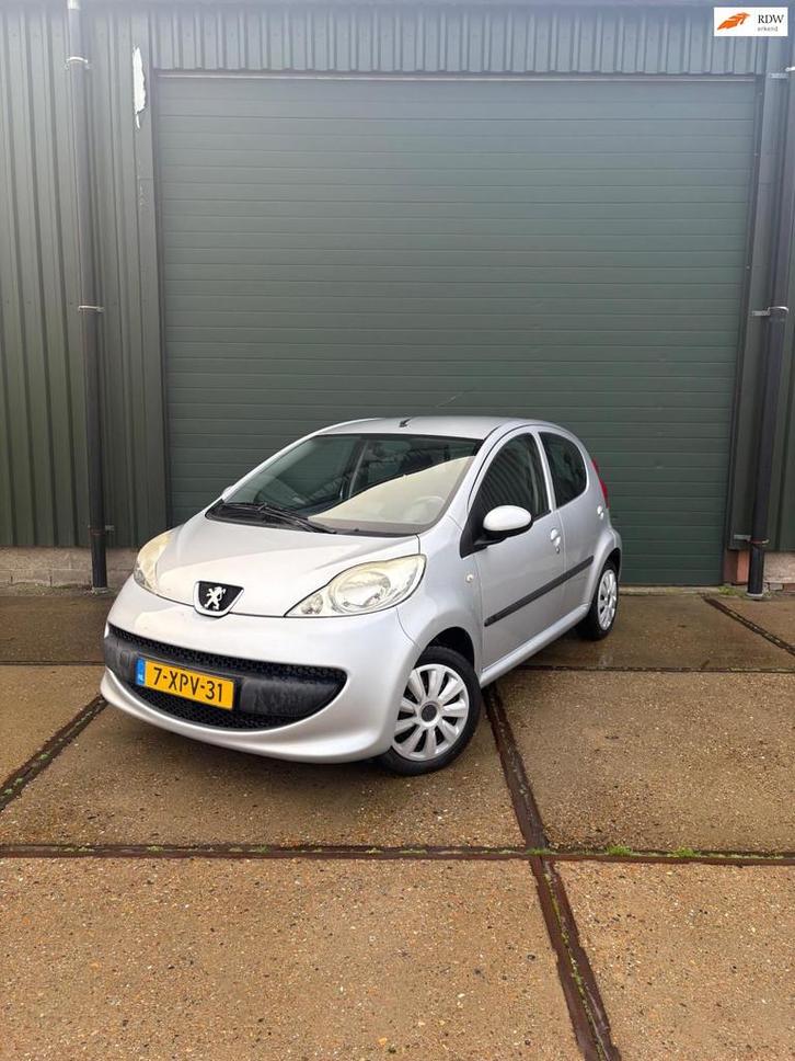 Peugeot 107 1.0-12V XR | Nette Staat | Airco | Groot scherm, Auto's, Peugeot, Bedrijf, Te koop, ABS, Airbags, Startonderbreker