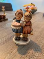 Hummel beeldje - Gefeliciteerd!, Antiek en Kunst, Ophalen of Verzenden